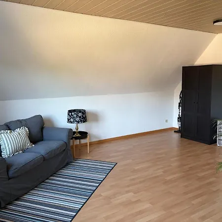 Apartmán 3-zimmer-fewo Im 1-og In Ruhiger Lage - &