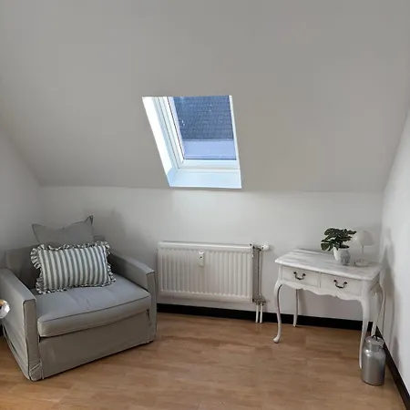 3-zimmer-fewo Im 1-og In Ruhiger Lage - & Apartmán Schwentinental